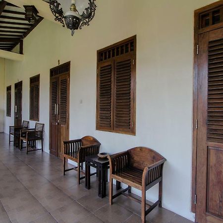 Oyo 1361 Singosari Family Residence Banyuwangi  Eksteriør billede