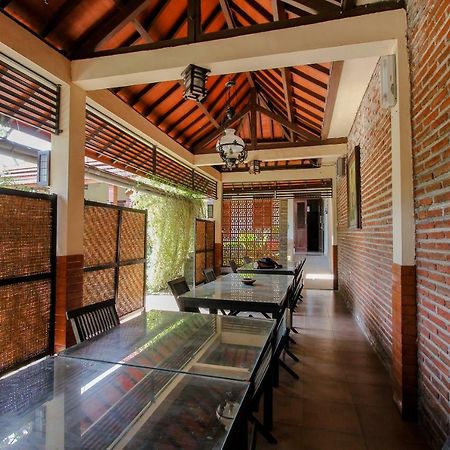 Oyo 1361 Singosari Family Residence Banyuwangi  Eksteriør billede