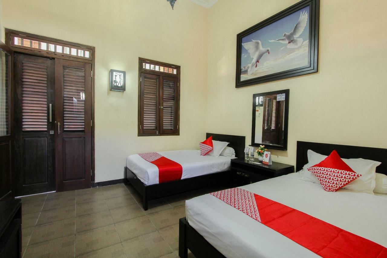 Oyo 1361 Singosari Family Residence Banyuwangi  Eksteriør billede
