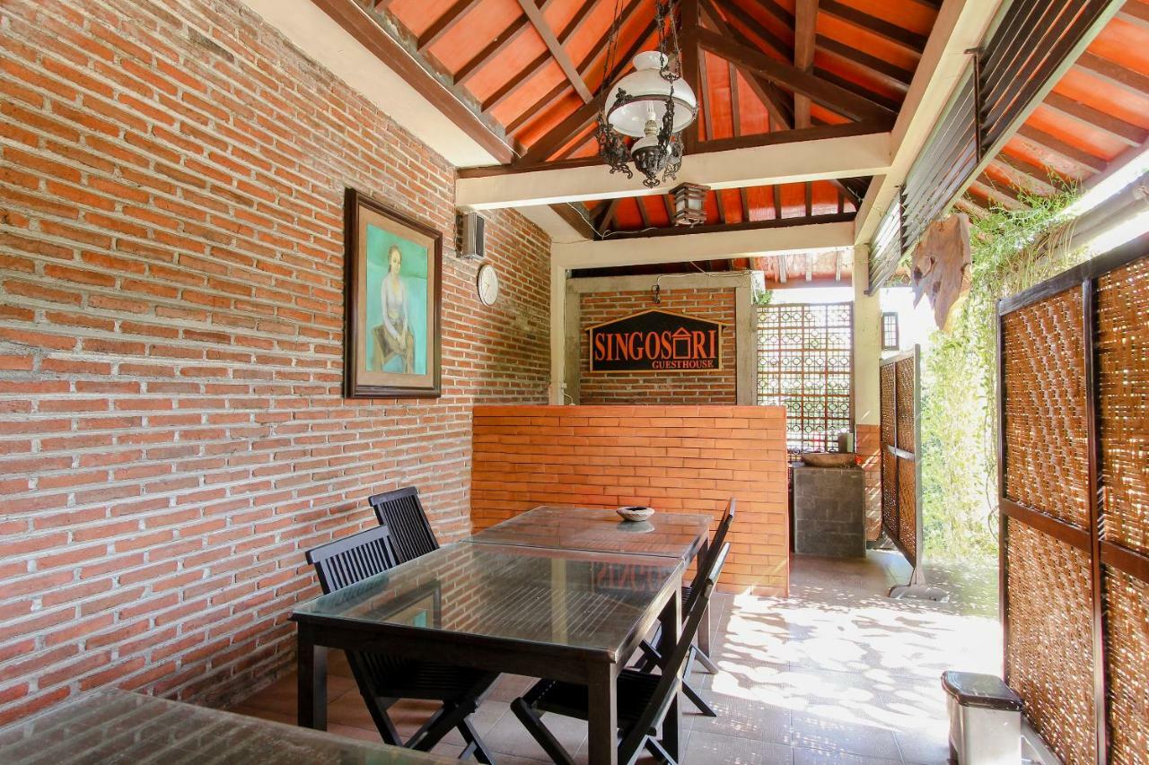 Oyo 1361 Singosari Family Residence Banyuwangi  Eksteriør billede